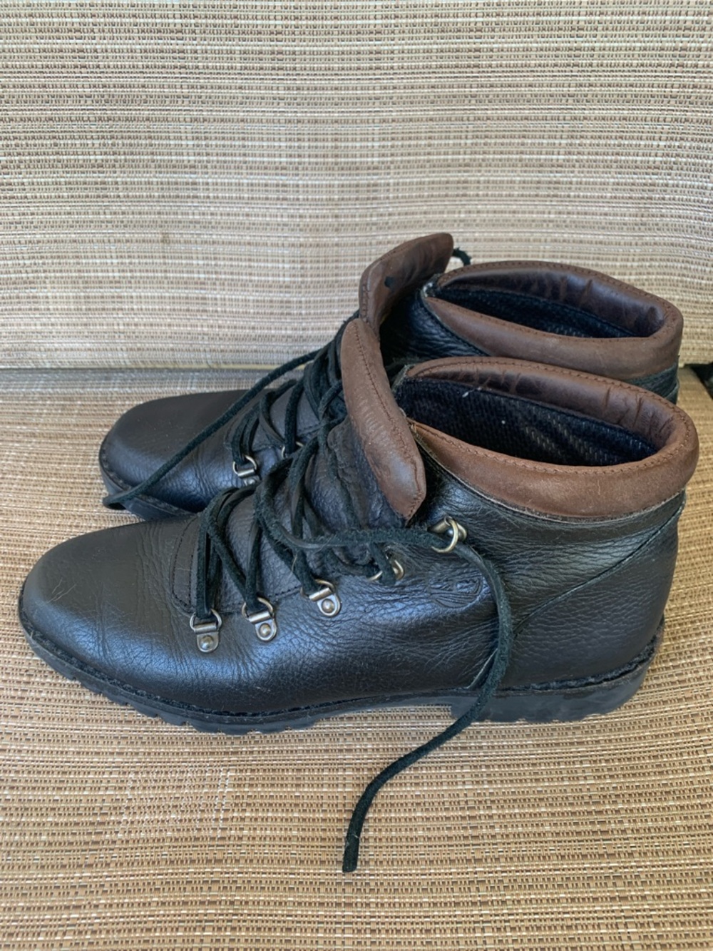Italy Vintage Timberland Black Leather Ankle Hiking Boots 8.5